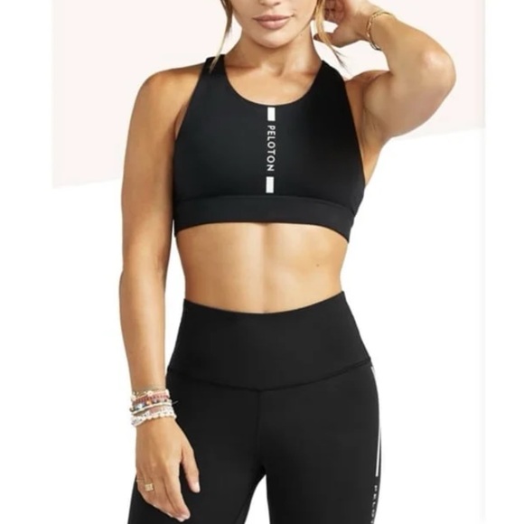 Peloton Here Now High Neck sports Bra size large NWT - Picture 3 of 3